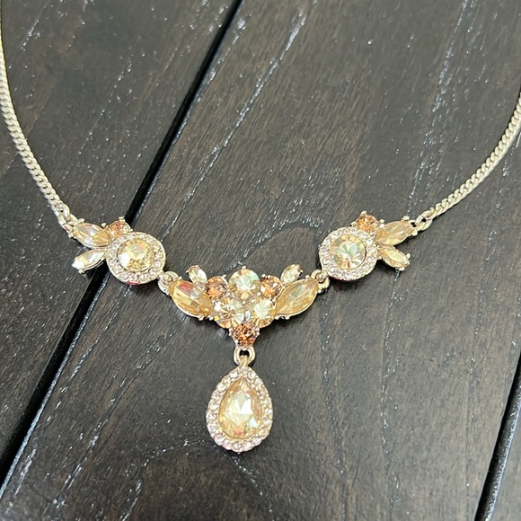 Givenchy Necklace - Picture 4 of 6